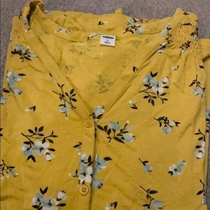 Old navy button down top